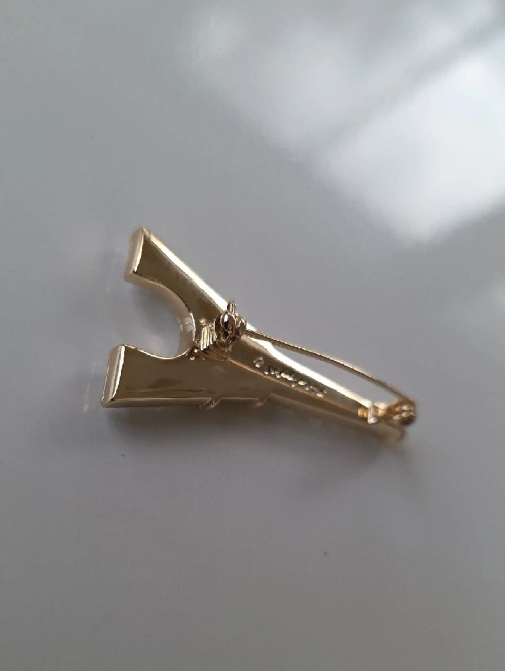 Karl Lagerfeld Gold-Tone Eiffel Tower Brooch with Clear Crystals‎